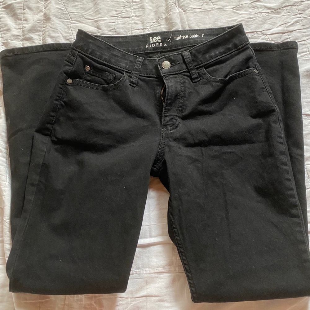 Lee’s bootcut pants